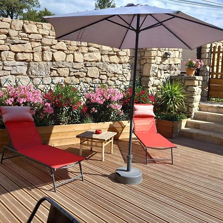 Chez Daniele Chambre Avec Jacuzzi Et Terrasse Privee Murs  Εξωτερικό φωτογραφία