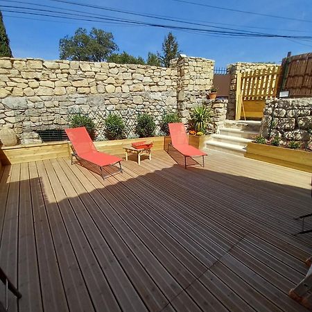Chez Daniele Chambre Avec Jacuzzi Et Terrasse Privee Murs  Εξωτερικό φωτογραφία